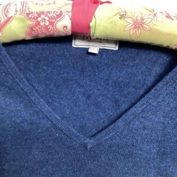 Dunedin V-Neck Jumper  100% Cashmere Sweater Sz L Heritage of Scotland Astral $2 - Picture 6 of 8